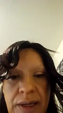 Layla-Lana online show from December 18, 2025, 12:20 pm