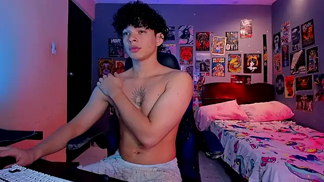 Snapshot of soy_ian_ chatting on February 9, 2025, 1:55 am soy ian online show from February 9, 2025, 1:55 am