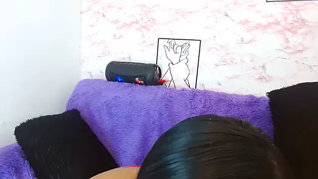 anahi  s online show from December 1, 2025, 7:48 pm