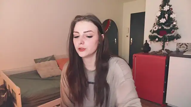 ce leste   online show from December 17, 2025, 4:23 pm