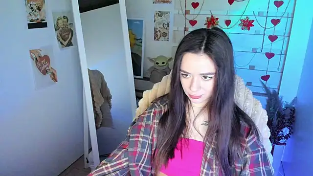 Bella XO online show from April 8, 2026, 5:53 am