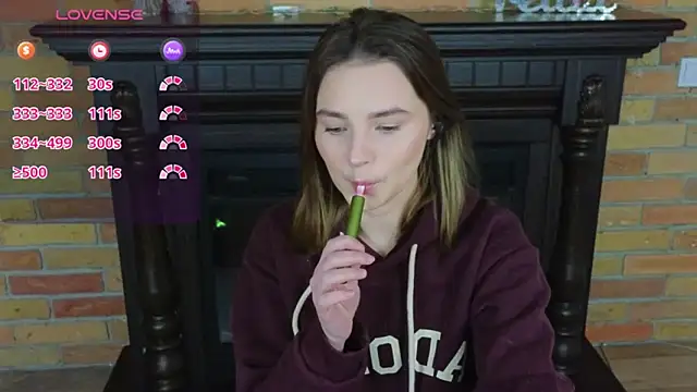 Snapshot of Ellie_Sunset chatting on February 20, 2026, 8:49 am Ellie Sunset online show from February 20, 2026, 8:49 am