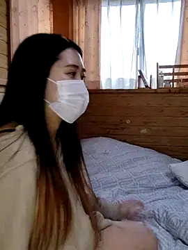 Snapshot of Kurage_chan chatting on February 10, 2025, 3:24 am Kurage chan online show from February 10, 2025, 3:24 am