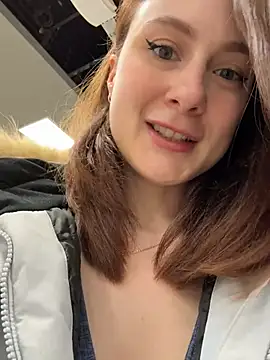 Snapshot of Dina_Tease chatting on February 19, 2026, 11:07 am Dina Tease online show from February 19, 2026, 11:07 am