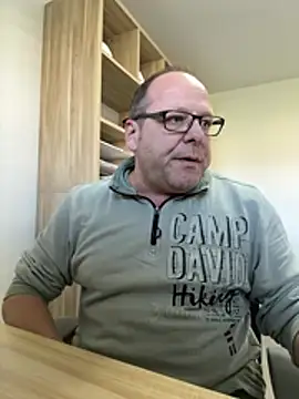 coupleLatinaLovers online show from February 27, 2026, 10:48 am