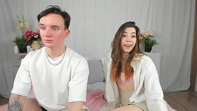 Snapshot of Lucutes chatting on February 20, 2025, 6:03 pm Lucutes online show from February 20, 2025, 6:03 pm