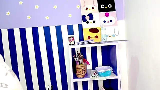 PetiteIvoryQueen19 online show from April 12, 2026, 6:05 am