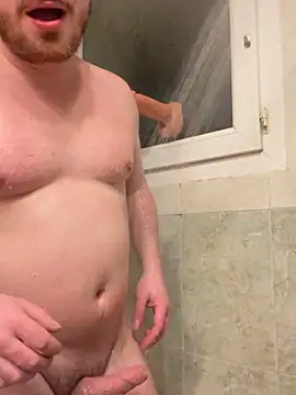 Snapshot of frenchboy9711 chatting on February 6, 2026, 2:51 am frenchboy9711 online show from February 6, 2026, 2:51 am