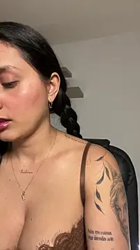 Valentina cartier online show from December 5, 2025, 12:10 am