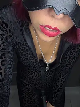 Snapshot of Porcella96 chatting on October 27, 2025, 8:54 pm Porcella96 online show from October 27, 2025, 8:54 pm