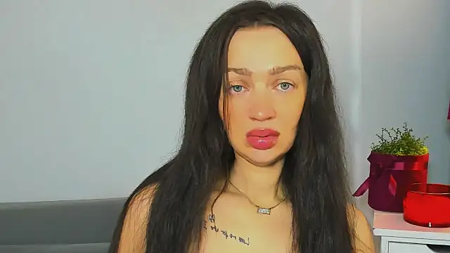 OliviaFantasy online show from March 20, 2026, 11:44 am