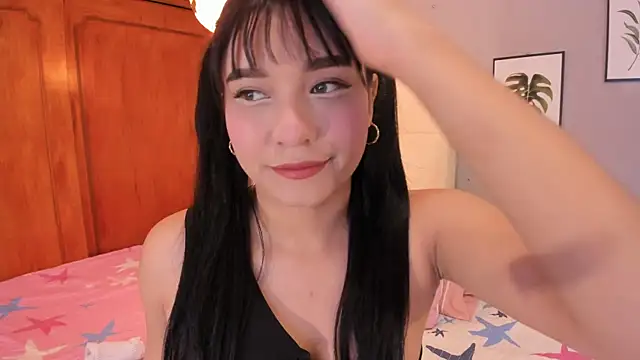 Maia W10 online show from November 18, 2025, 12:30 pm