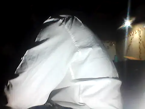 Snapshot of bigtswakalaka chatting on November 2, 2025, 10:37 pm bigtswakalaka online show from November 2, 2025, 10:37 pm