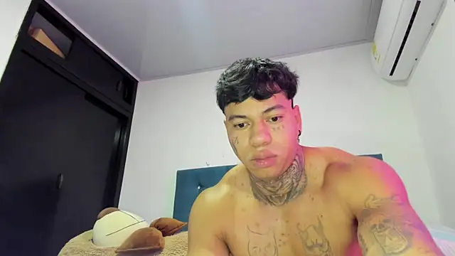 daamonxxx19 online show from February 8, 2026, 7:55 pm