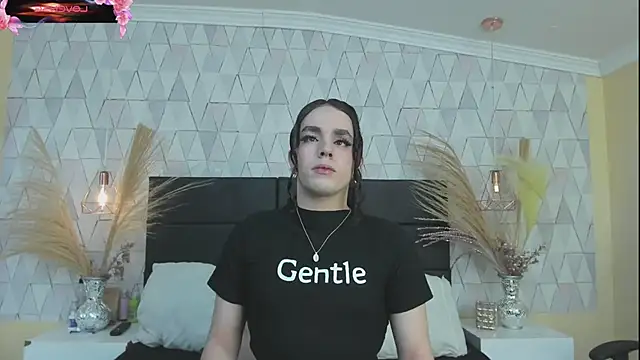 JustinePerry online show from February 9, 2026, 3:37 am