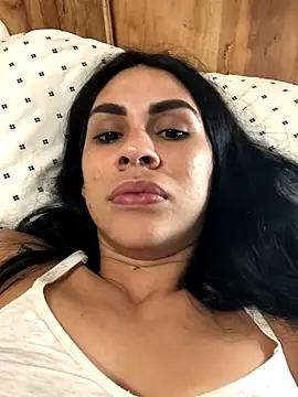 hotroommates online show from November 24, 2025, 3:39 am