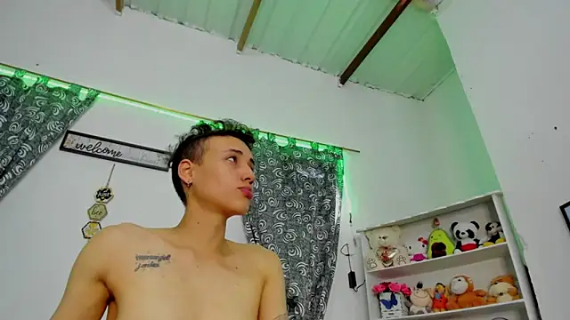 megan 100 online show from September 22, 2025, 7:09 pm