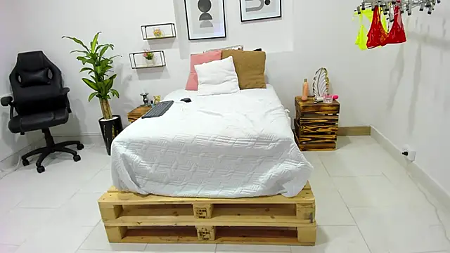 Snapshot of afrodita_martinez chatting on January 24, 2025, 9:28 am afrodita martinez online show from January 24, 2025, 9:28 am