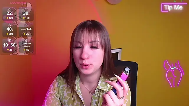 Snapshot of Evelina_GG chatting on February 18, 2025, 9:54 am Evelina GG online show from February 18, 2025, 9:54 am