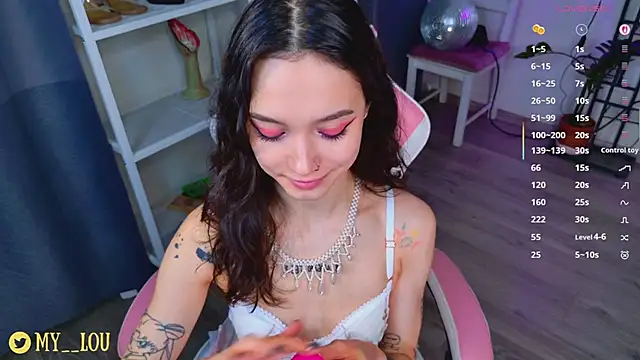 Snapshot of MyLou_ chatting on February 24, 2026, 3:24 pm MyLou online show from February 24, 2026, 3:24 pm