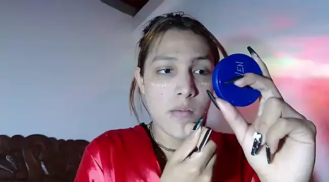 alexandra lorens online show from February 14, 2025, 6:29 pm