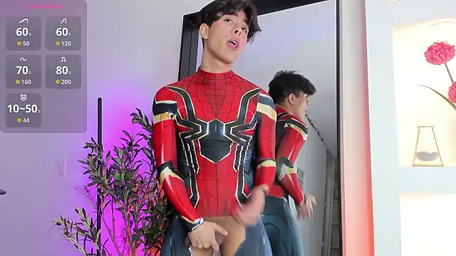 Snapshot of teemotwink chatting on February 3, 2026, 10:15 pm teemotwink online show from February 3, 2026, 10:15 pm