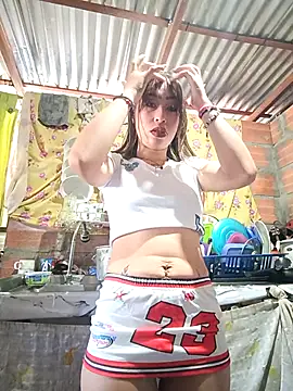 Snapshot of samy-blonde chatting on January 17, 2026, 1:47 pm samy-blonde online show from January 17, 2026, 1:47 pm