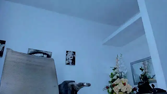 La Perversa69 online show from October 4, 2025, 4:03 am