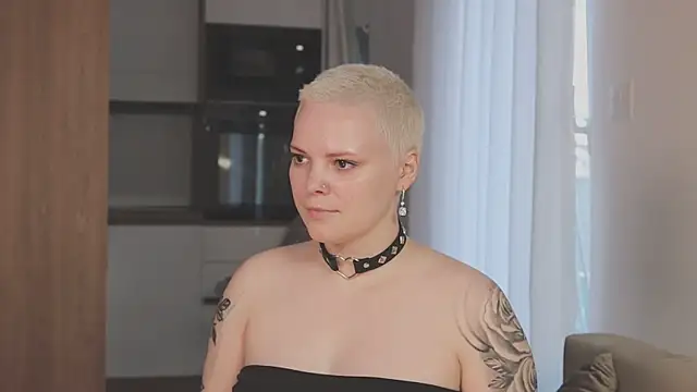 LikaBerry1 online show from April 9, 2026, 5:08 pm