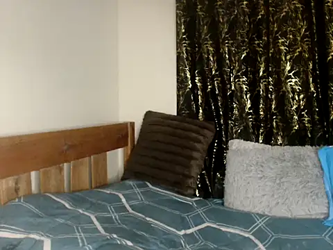 Snapshot of Sexxy_prity25 chatting on November 22, 2025, 3:33 pm Sexxy prity25 online show from November 22, 2025, 3:33 pm