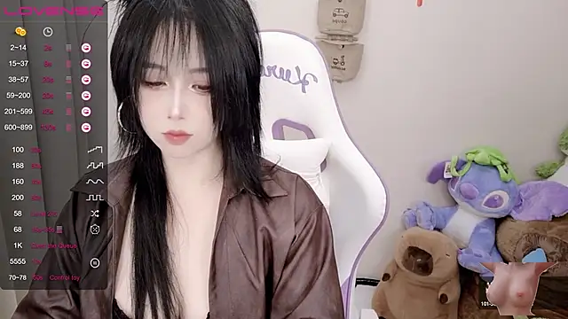 Snapshot of Vaness-a chatting on March 7, 2025, 9:48 pm Vaness-a online show from March 7, 2025, 9:48 pm