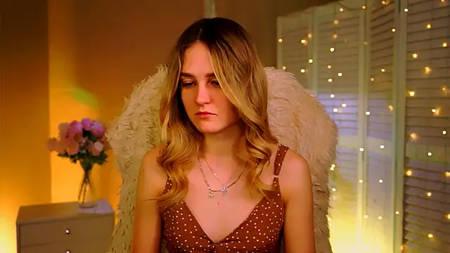 DeboraLarson online show from February 9, 2026, 3:26 am