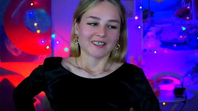 DeboraLarson online show from October 17, 2025, 4:16 am