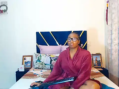 veronica1xxx online show from March 8, 2026, 7:50 pm