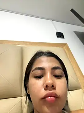 Snapshot of darsha_90 chatting on October 21, 2025, 2:11 am darsha 90 online show from October 21, 2025, 2:11 am