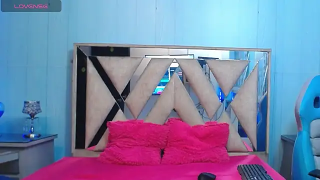 Snapshot of andy_staar chatting on October 3, 2025, 11:45 am andy staar online show from October 3, 2025, 11:45 am