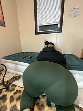 tillymarie34 online show from April 9, 2026, 2:46 am