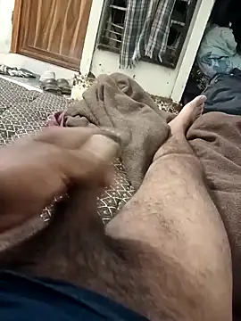 pintuS40 online show from February 10, 2025, 11:45 pm