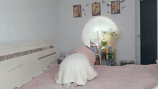 Snapshot of Luminous163 chatting on March 3, 2025, 4:15 pm Luminous163 online show from March 3, 2025, 4:15 pm