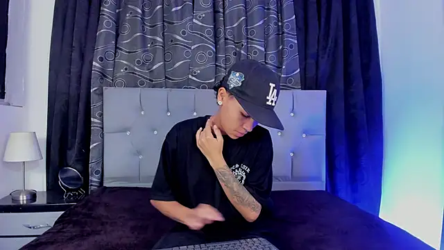 nova sex01 online show from March 18, 2025, 4:51 am