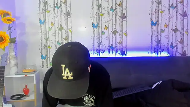 nova sex01 online show from March 21, 2025, 4:28 am