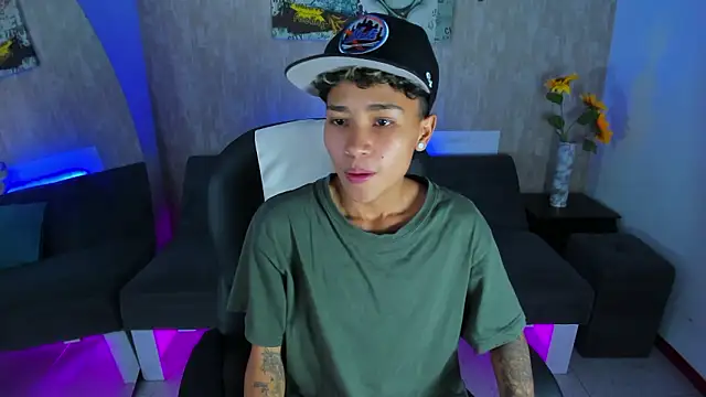 nova sex01 online show from March 6, 2026, 4:51 am