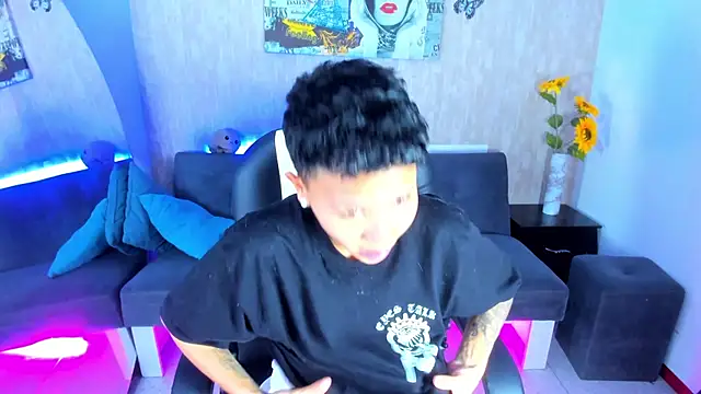 nova sex01 online show from April 8, 2026, 9:49 pm