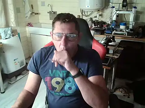 snork80 online show from October 21, 2025, 8:25 am