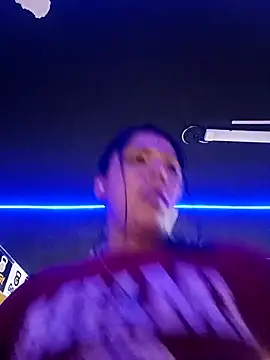 Karenn12 online show from February 5, 2026, 2:51 am