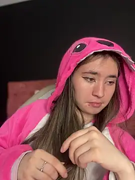 Sophie LS online show from March 21, 2025, 8:50 am