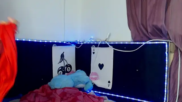 sarahtaylorr online show from May 29, 2026, 10:43 am