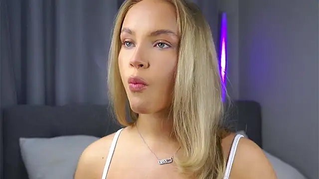 Snapshot of AftonConnett chatting on February 2, 2026, 11:37 pm AftonConnett online show from February 2, 2026, 11:37 pm