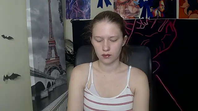 Snapshot of StellaCRL chatting on May 7, 2026, 6:17 am StellaCRL online show from May 7, 2026, 6:17 am