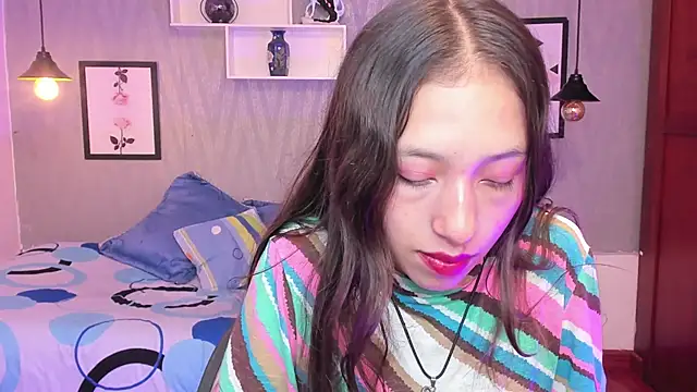 Snapshot of Valeria_roussi chatting on February 18, 2025, 5:09 pm Valeria roussi online show from February 18, 2025, 5:09 pm